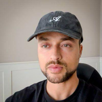 STEPH IS CRYPTO